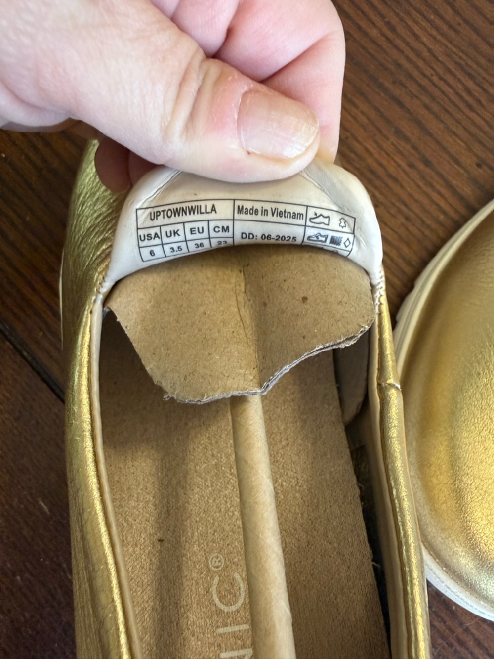 Vionic Uptown Willa Metallic Gold Slip-On‎ Sneakers 6 - Picture 7 of 7